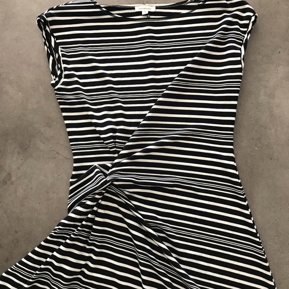 Max Studio side twist casual dress - Picture 3 of 5